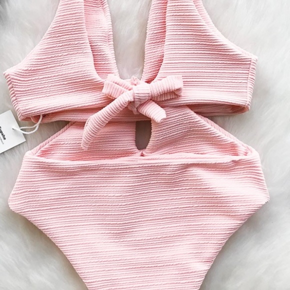 NEW-Solid one piece pink bathing suit - Picture 2 of 4